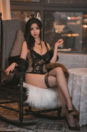 英语课代表备案在桌子上抄极夜_4K高清迅雷在线观看